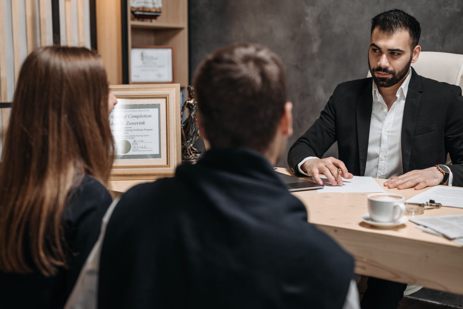 How a Family Law Lawyer Can Help You Through Life’s Important Legal Matters